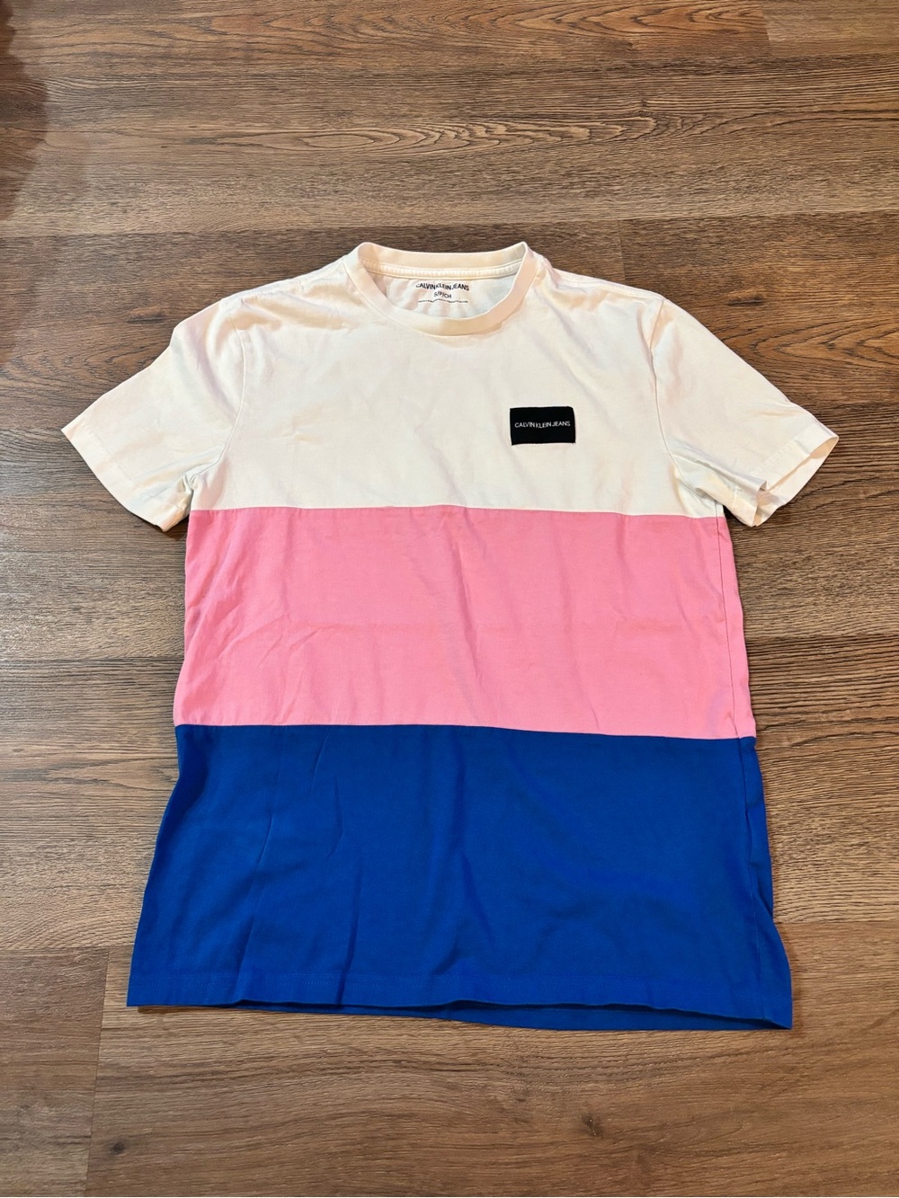 Calvin Klein Jeans Men’s Crew Neck T-Shirt - Pink/Blue/White size S 100% cotton